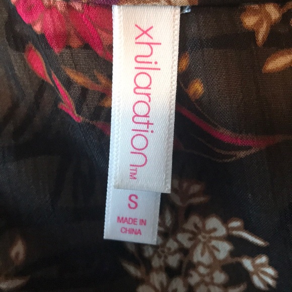 Floral Sheer Top - Picture 7 of 7